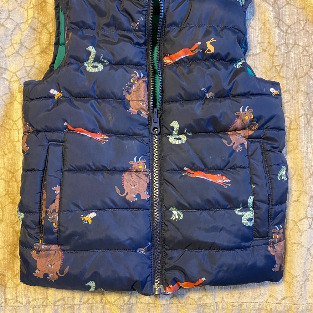 Gruffalo x Joules flip-it reversible vest - Picture 7 of 7